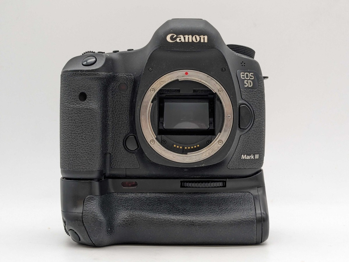 Canon EOS 5D Mark III 22.3MP Digital SLR Camera Body with Battery 
