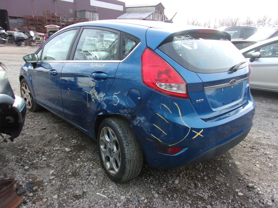Used Right Quarter Glass fits: 2011 Ford Fiesta Htbk bright belt moulding Right - Imagem 3 de 4