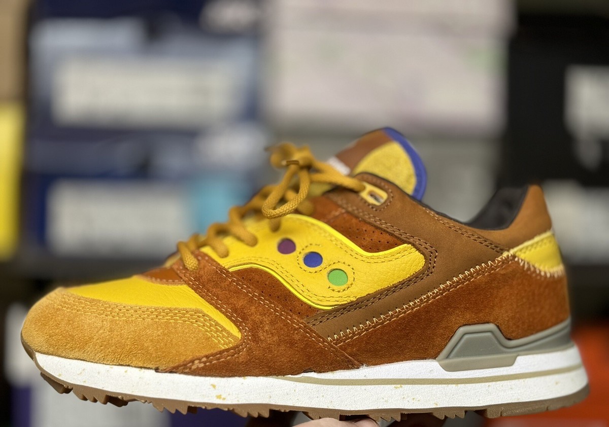 Saucony x Feature “Belgian Waffle” Size 9.5 DS Special Box  display picture 2
