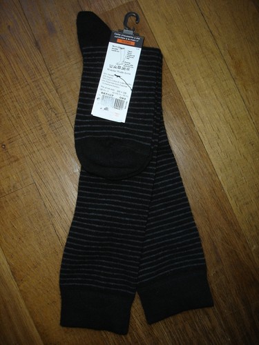 Gold Gold Ein Paar Halbstrümpfe Socken Gr-39/41 weiche Wolle Lycra schwarz grau - Bild 4 von 4