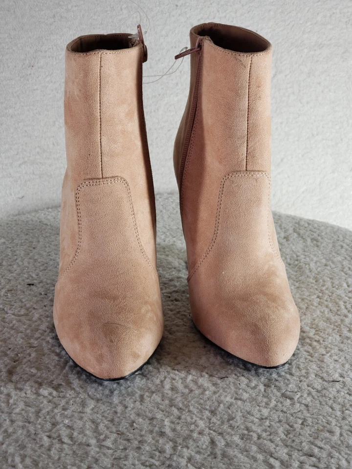 Qupid Women Boots 7 Tan Faux Suede Zip Up Block Heel Ankle Booties Shoes - Image 2 of 4