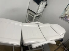 spa facial massage bed