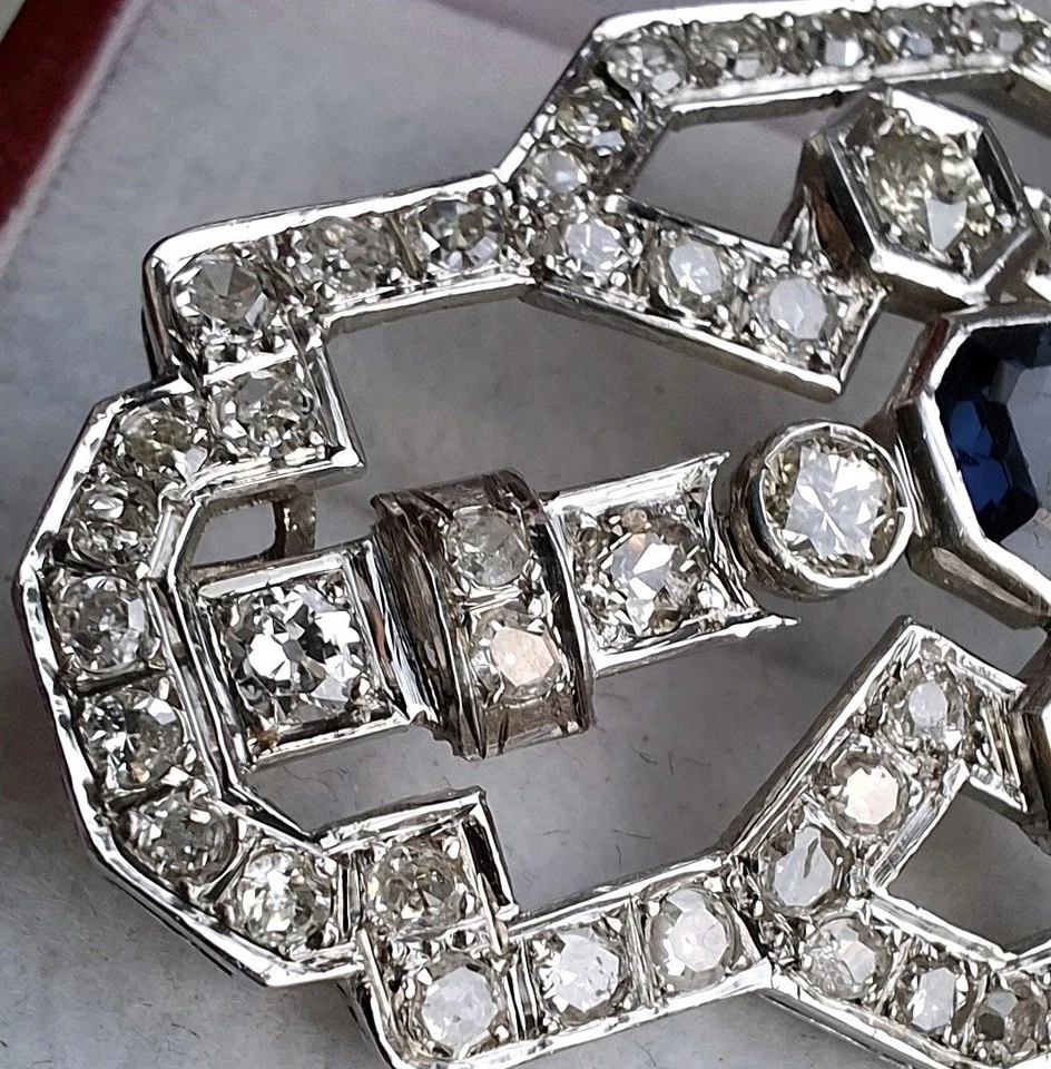 Platinum Art Deco 2.50Ct Old Cut Diamond & Sapphire Large Brooch Heavy 10.6g - Image 3 of 4