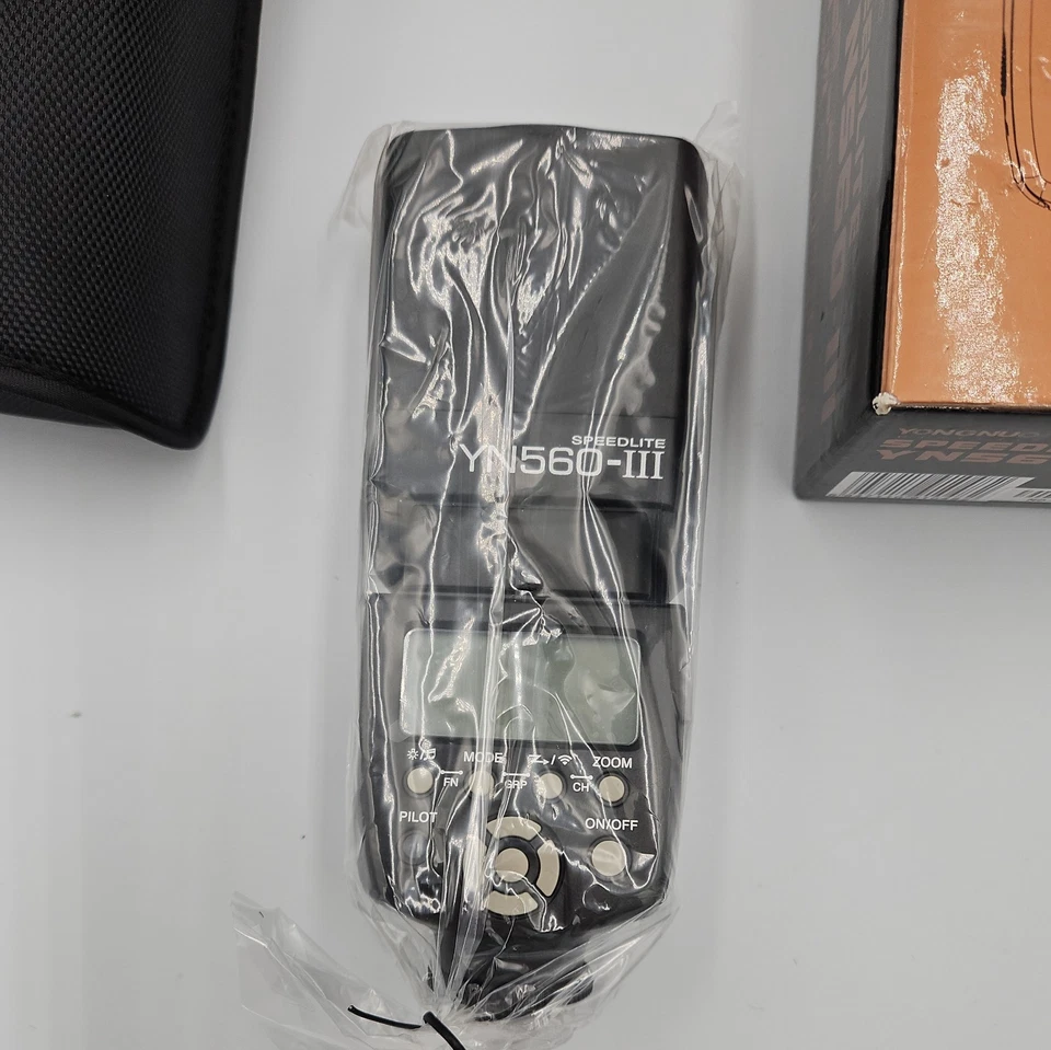 YONGNUO YN560III YN560 III Wireless Flash Light Speedlite For Canon Nikon DSLR - Image 3 of 4