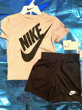 New Boy's Gray and Black Nike 2 pc shorts set Size 5