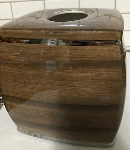 Bed Bath Beyond Nicole Miller Tissue Box Holder Cover Oasis Boutique Brown
