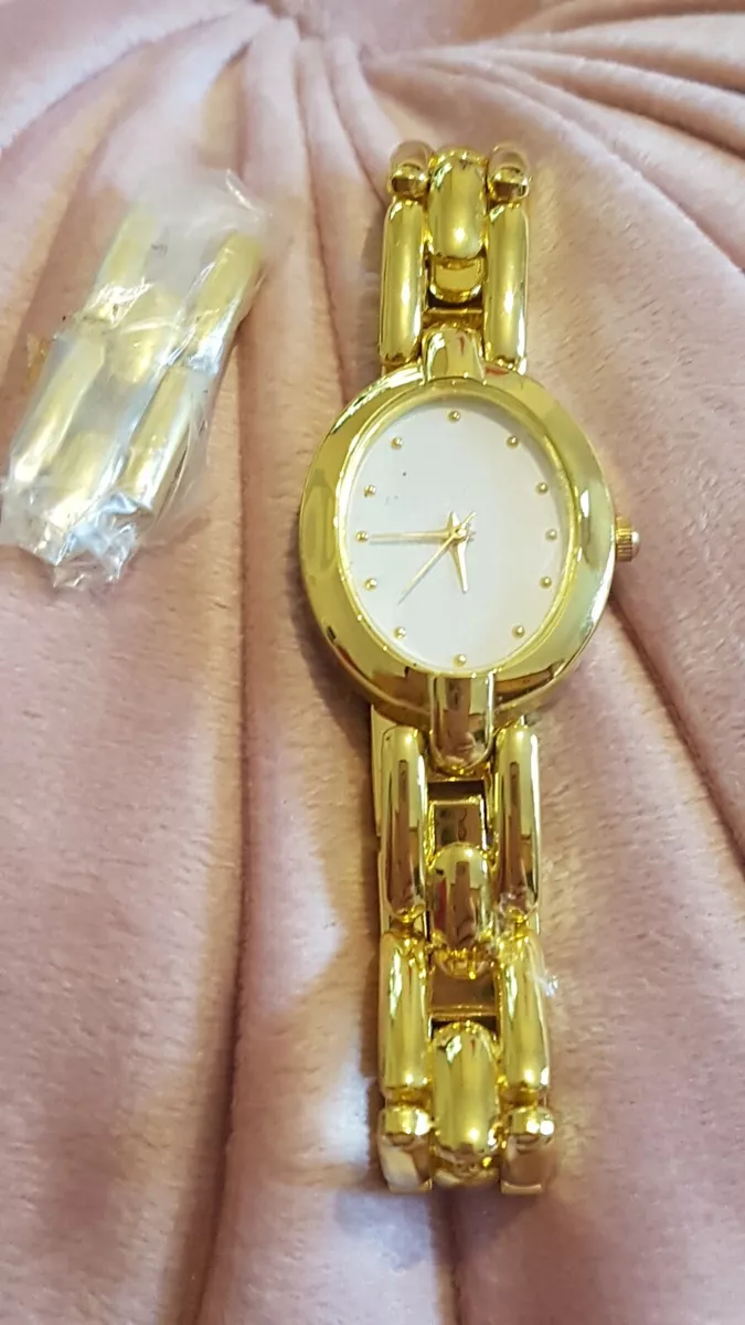 Gold outlet colour watch