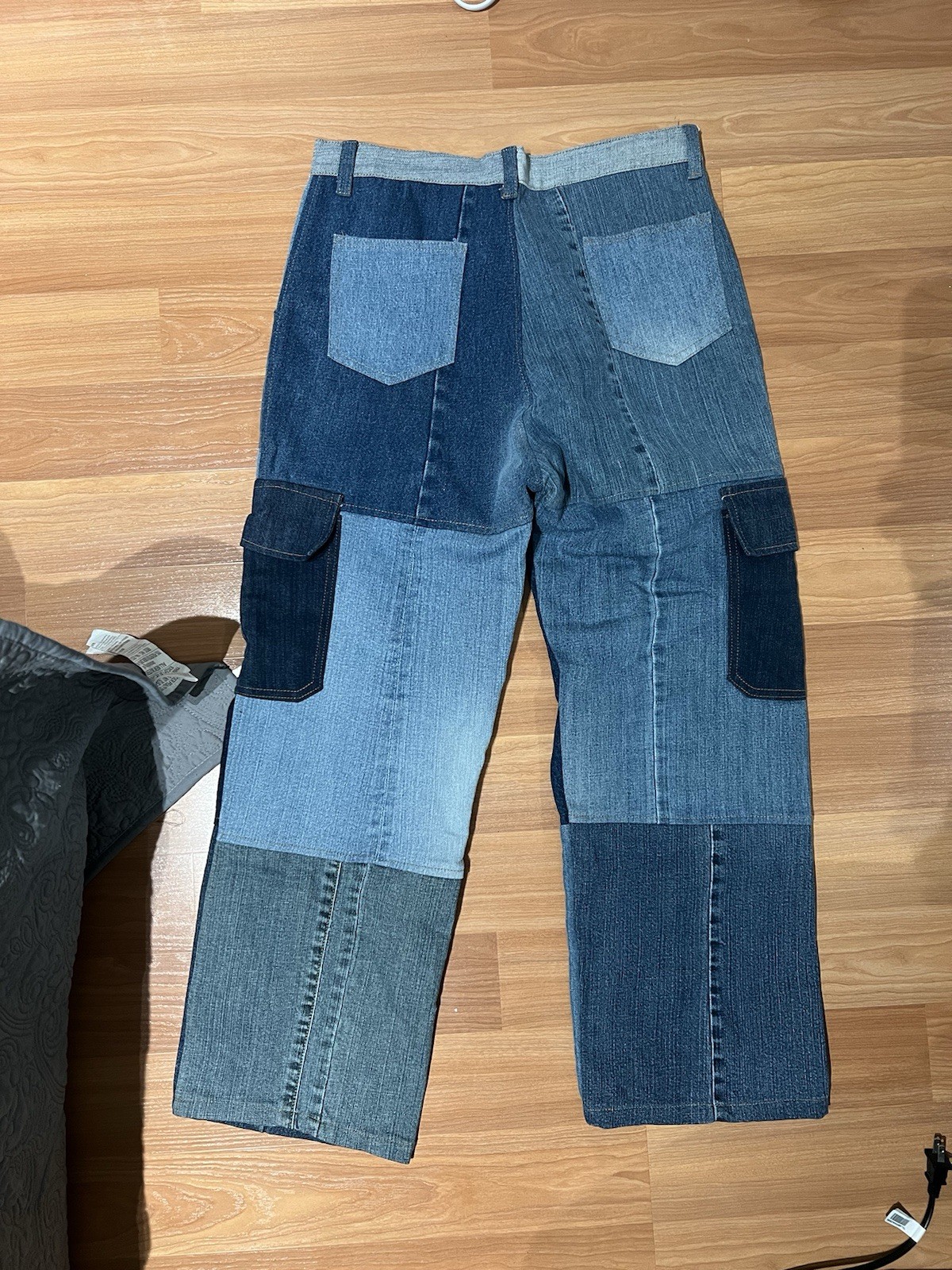 Levi Patchwork Jeans size 32 - image 2