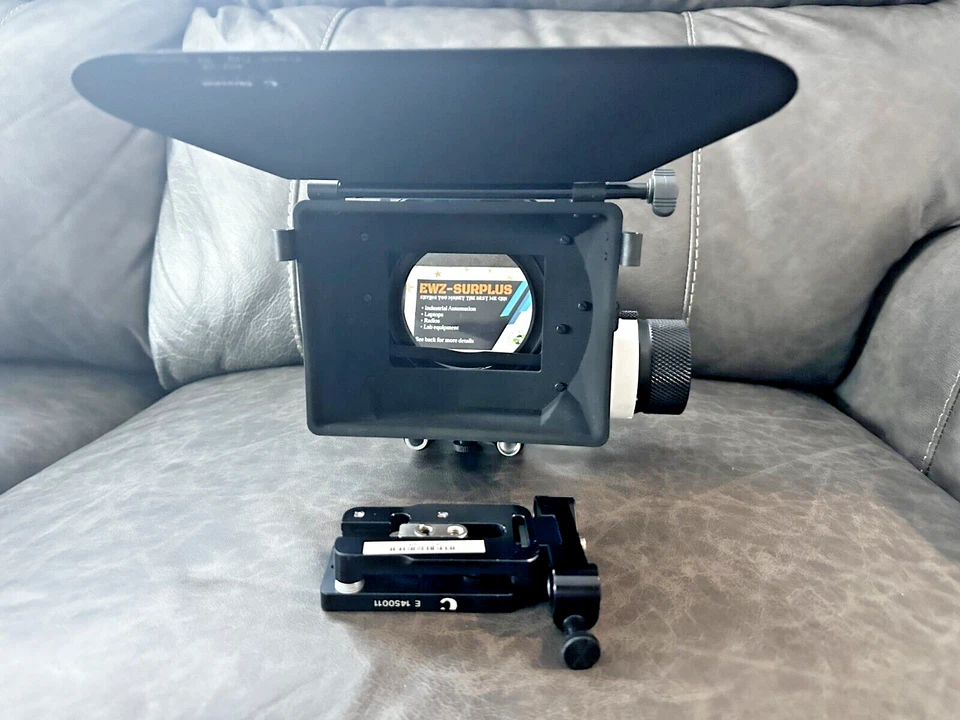 CHROSZIEL DV SOMBRILLA 4x4 CAJA MATE 440-03 BANDERA FRANCESA DV SOMBRILLA + PIEZAS EXTRA Foto 3 de 4