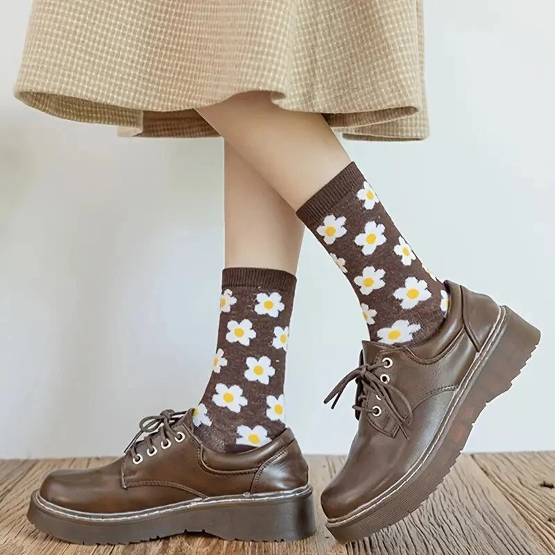 Womens Socks Vintage Pattern Fashion Novelty Socks Casual Dress Wear Gift 5 Pair - Image 4 of 4