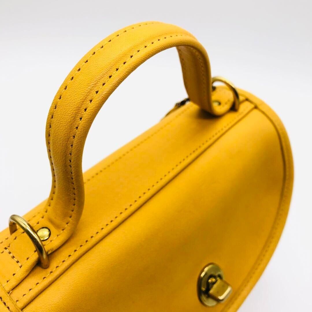 OLD COACH Regina 9985 Hand Bag Shoulder Bag Mustard Yellow OLD COACH Regina 9985 Hand Bag Shoulder Bag Mustard Yellow