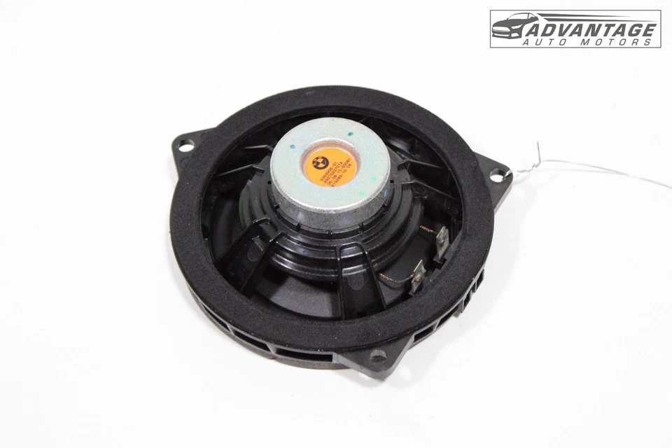 BMW 328I GT XDRIVE 2014-2016 PANEL PUERTA TRASERA DERECHA AUDIO SONIDO ALTAVOZ OEM Foto 3 de 4