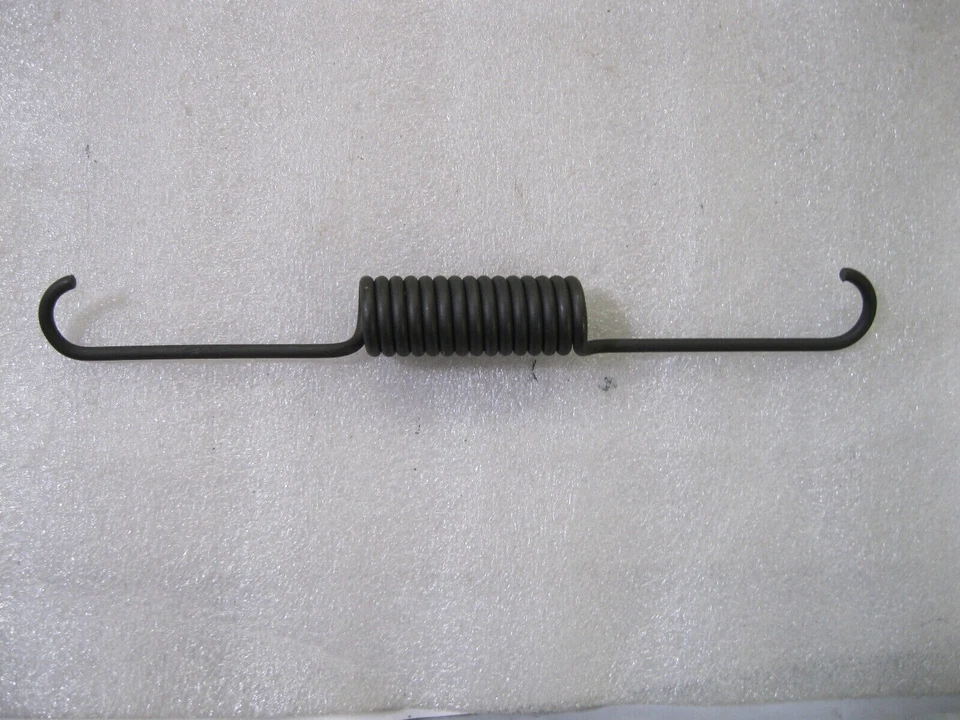 Genuine GM OEM 91174798 Rear Brake Shoe Return Spring fits 99-04 Tracker - Image 2 of 4