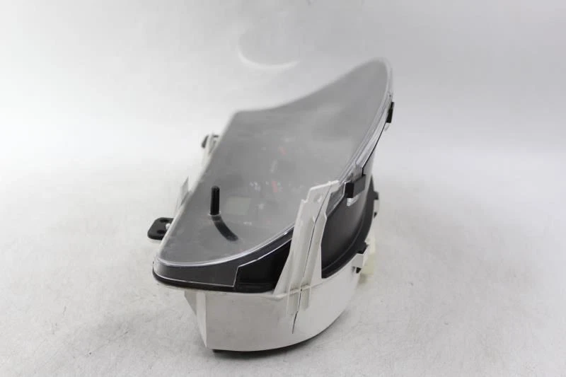 Speedometer Cluster 183K Miles MPH And KPH Fits 2002 MAZDA TRIBUTE OEM #28258 - Image 3 of 4