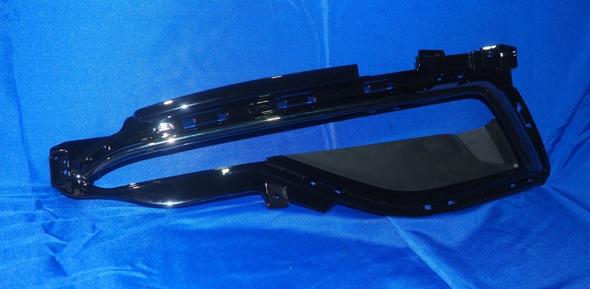 NewYall Front Bumper Lower Left and Right Fog Light Cover Bezel Trim for Hyundai