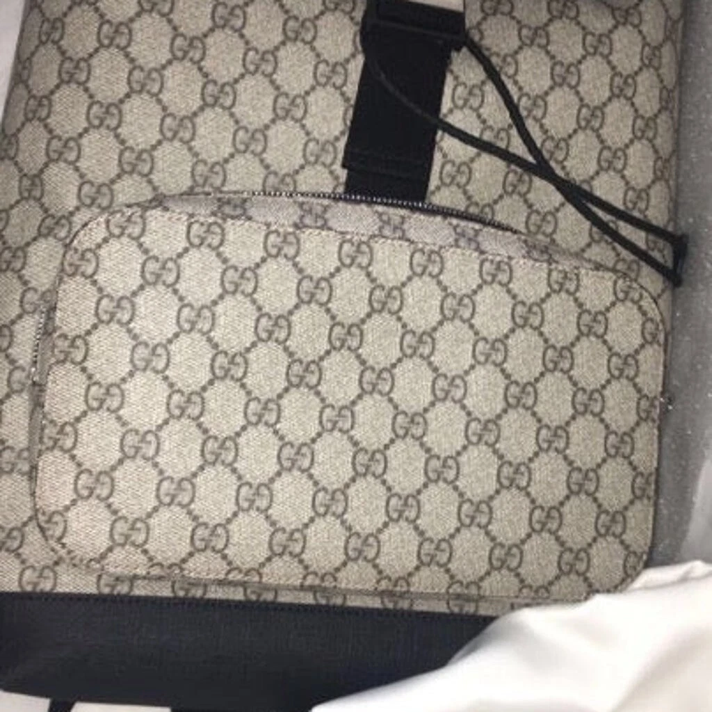 Sac à dos en toile beige/marron Gucci GG Supreme Monogram