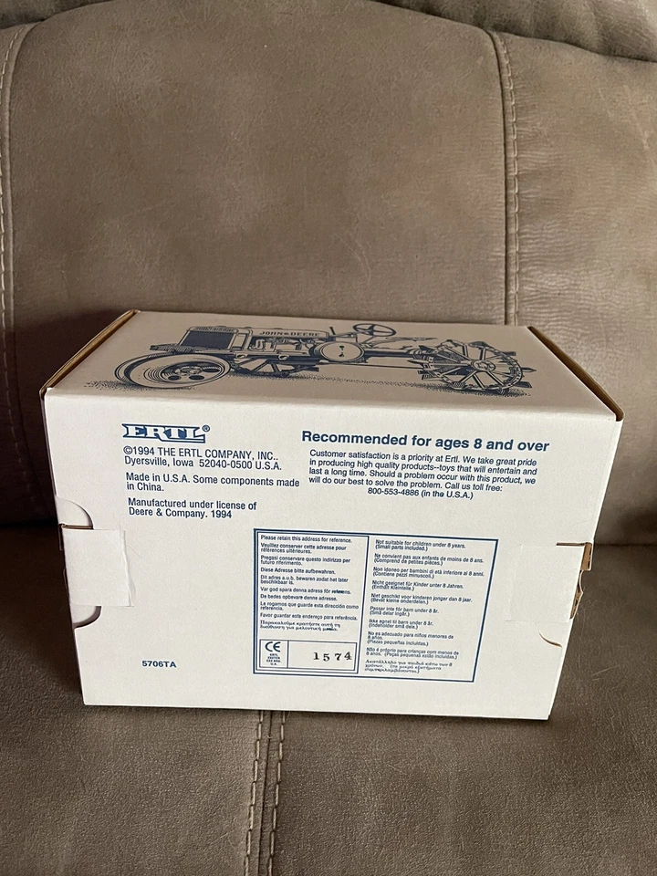 1/16 John Deere 1929 General Purpose Wide Tread Tractor, 2 Cylinder Club 1994 - Image 3 of 3