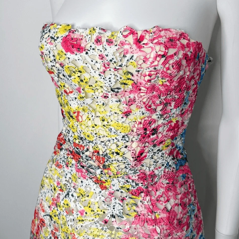 Monique Lhuillier Strapless Structured Mini Dress in Multicolor Floral Print - Image 4 of 4