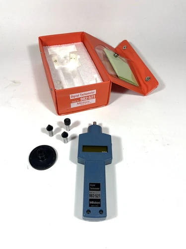 Mitutoyo Digital Tachometer 982-521 4 attachments Manual & Case - Not Tested