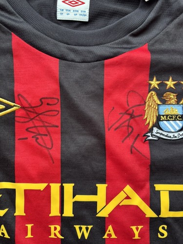 Manchester City 2011/12 Premier League Winners Away Football Shirt Signed By 14 - Picture 4 of 12