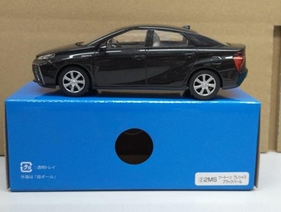 MIRAI Two-tone Precious Black Pearl Color Sample Minicar