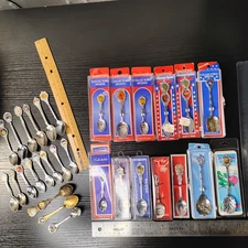 30 Collectors SPOON Mix LOT USA United States Travel Vintage Souvenir Miniature