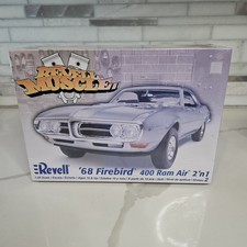Revell 85-2342 1968 Pontiac Firebird 400 Ram Air 125 New In Box Sealed
