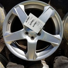 Wheel 17x6-12 Without Groove In Spoke Silver Fits 12-16 Sonic 319546 Wheel 17x6-12 Without Groove In Spoke Silver Fits 12-16 Sonic 319546