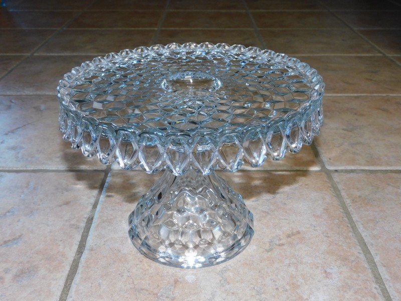VTG FOSTORIA AMERICAN ELEGANT CUBIST ROUND CAKE STAND W/RUM WELL