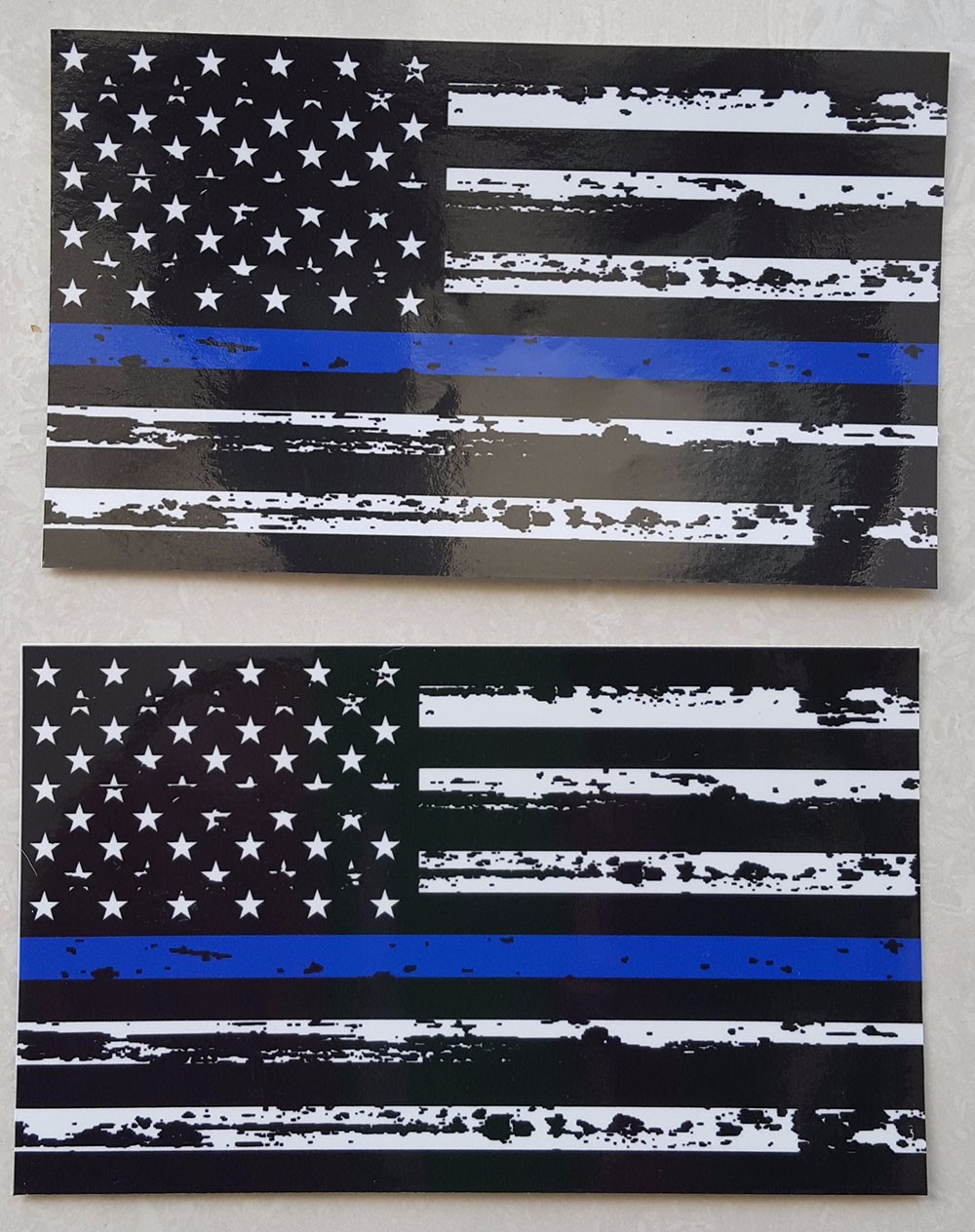 Black Lives Matter Flag, With A Blue Line, Blowing In The Wind. Full - Foto 10