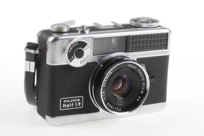 FUJICAフィルムカメラ Fujica AX-1 - Camera – Kamerastore