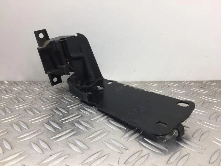 BMW 3 Touring E91 Kühlerhalter 7117812 51647117812 23781010 2.00 