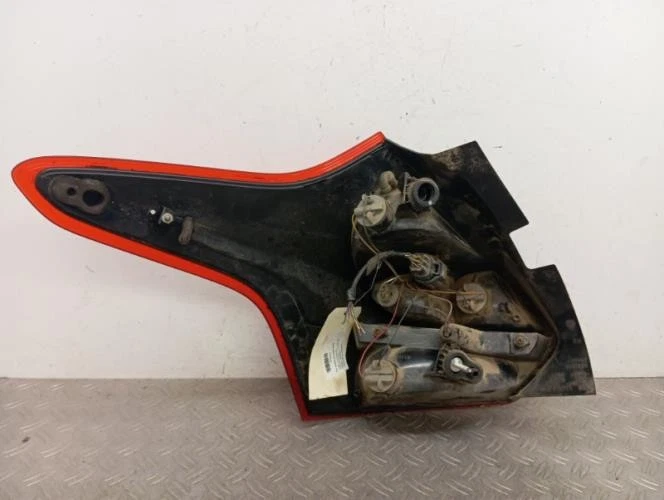 Feu arriere principal droit (feux) FORD FOCUS 3 PHASE 1 1825319 - Photo 2/3