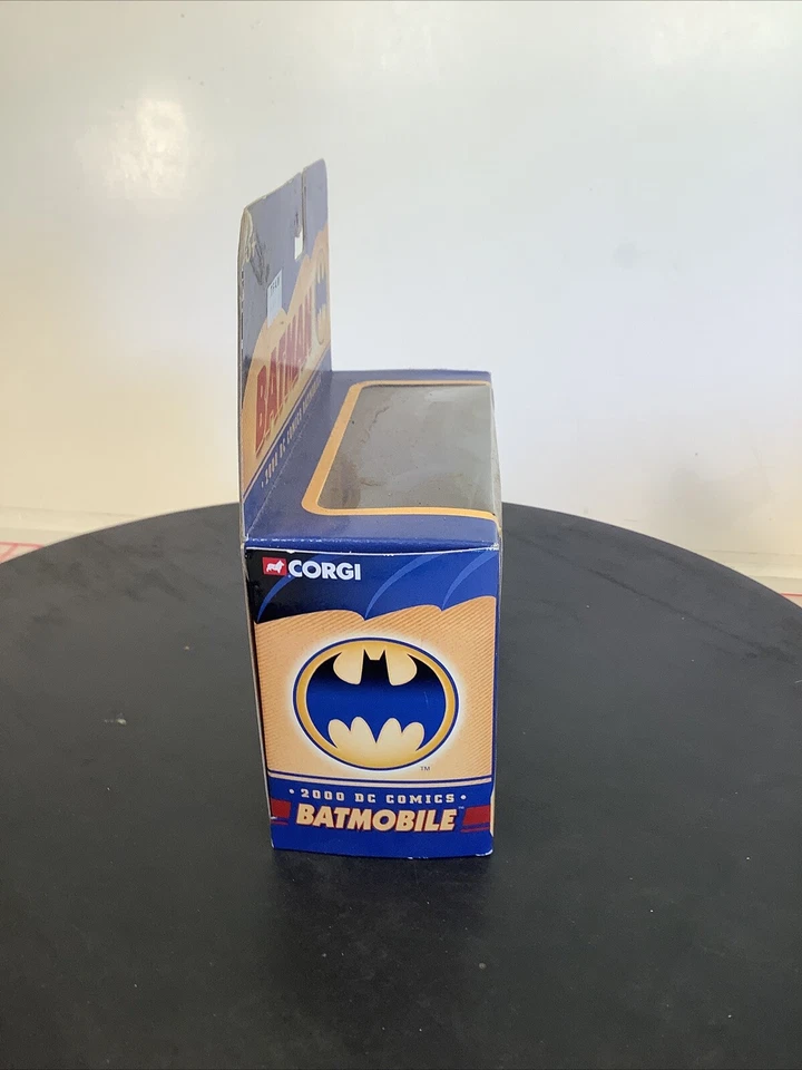 2000 Batman Die-Cast Batmobile 1:43 Scale CORGI 77302 DC Comics BMBV1 NEW! - Image 2 of 4