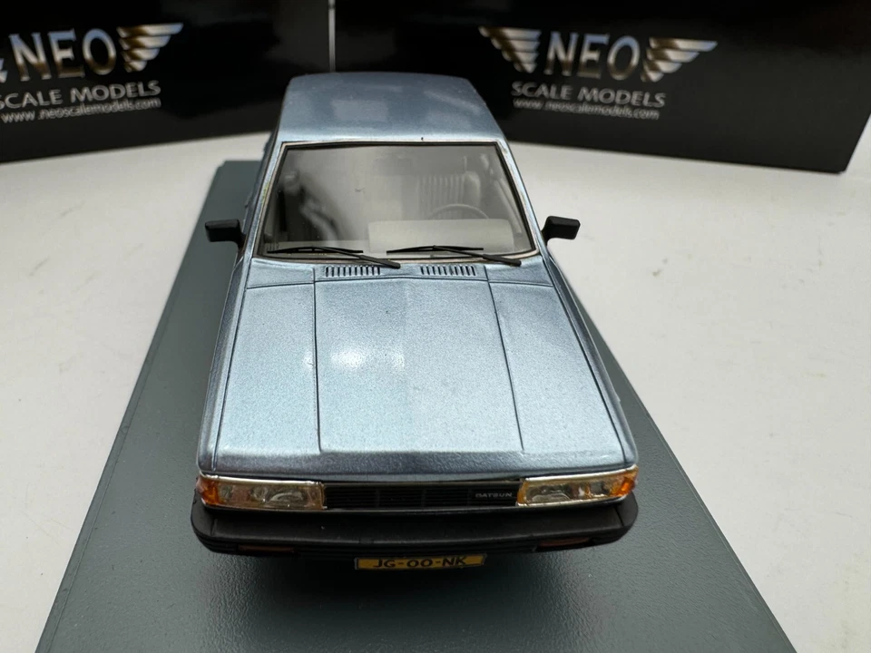 Blue Neo 1/43 Datsun Bluebird U910 1979 #337 Foto 3 de 4