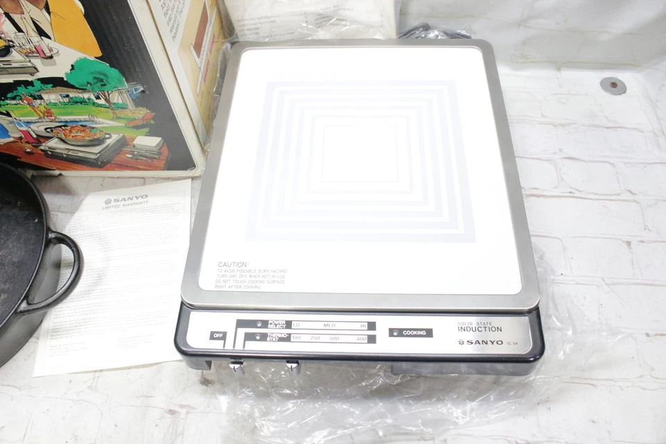 Cocina de Inducción Portátil Sanyo IC 54 Surf Cook 1300W 120V De Colección Rara Foto 2 de 4