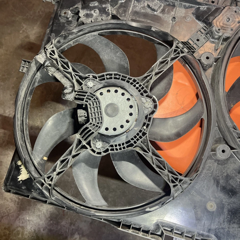 PEUGEOT BOXER / FIAT DUCATO /CITROEN RELAY 06-24 Radiator Cooling Fans MAHLE OEM - Image 3 of 4