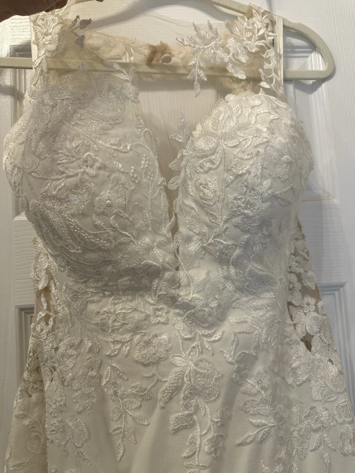 Stella York Essence of Australia Wedding Dress Size 14 Style 6916 Unaltered - Image 3 of 4