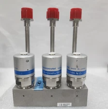 Fujikin C No. 565988 OP 0.5~0.6 Mpa x3, Type NC Assy Valve,Used,Japan_97000