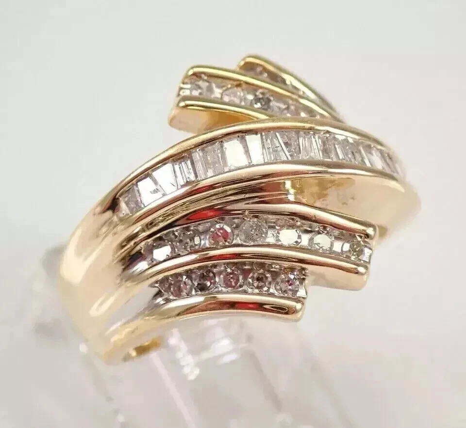 Помолвочное женское кольцо из желтого золота 14 карат с круглым лабораторным бриллиантом 3 карата - Изображение 2 из 4