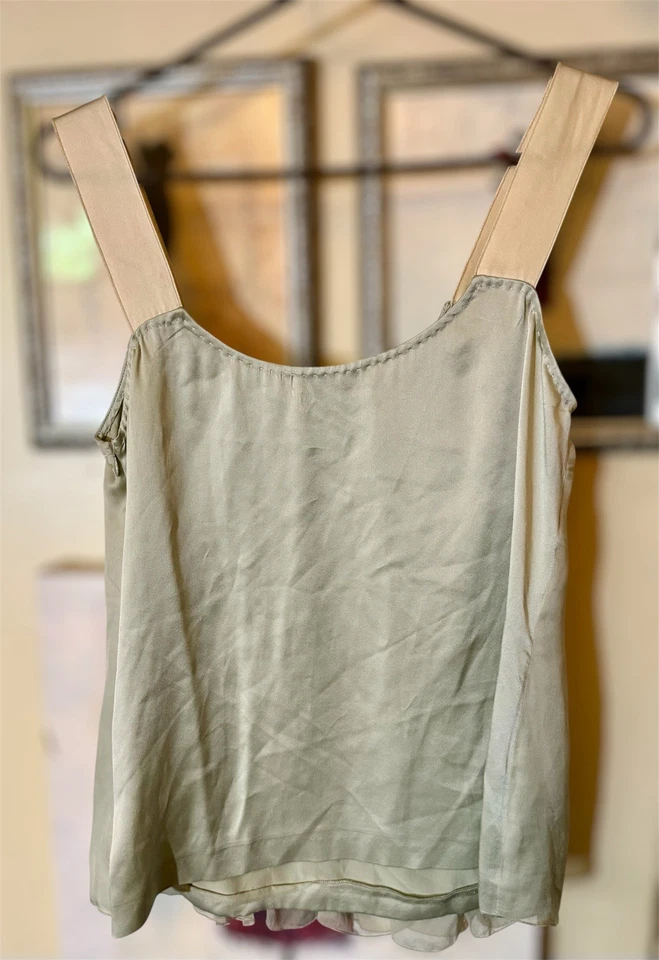 Blusa sin mangas Alberta Ferretti AEFFE crema salvia 100 % seda prendedor pliegue EE. UU. 8 IT 44 Foto 3 de 4