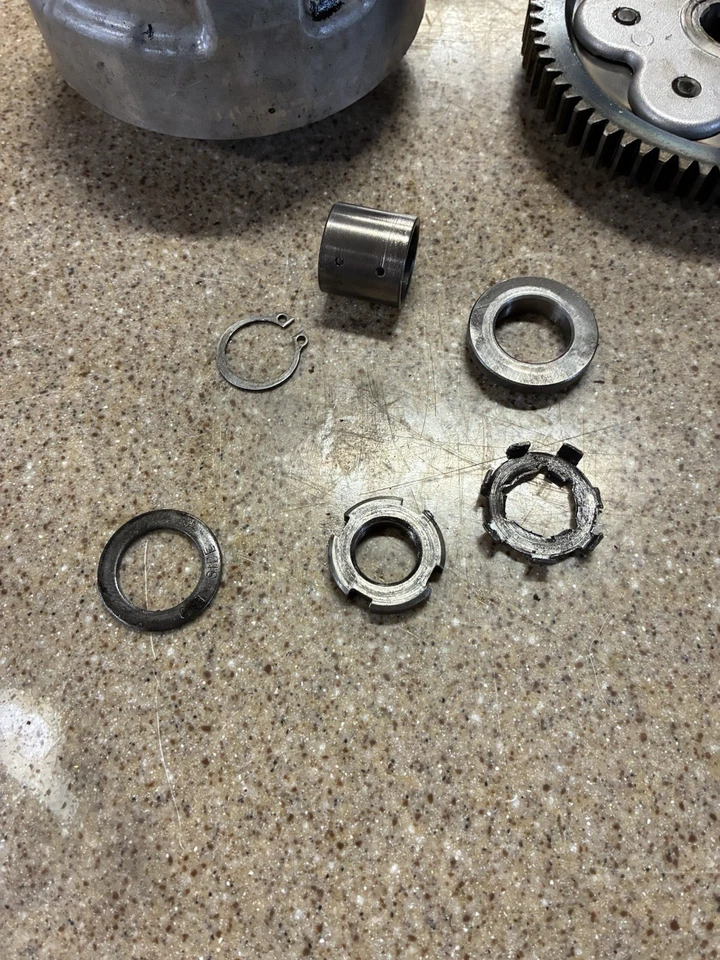 Honda TRX 125 TRX125 1985 Fourtrax embrague paquete de engranajes placas de buje piezas Foto 2 de 4