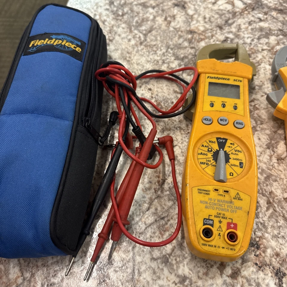 2 -Fieldpiece HVAC/R Clamp Meter Temperature & Capacitance 1- FieldPiece SC76 - Image 2 of 4