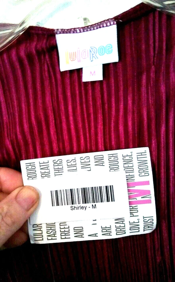 NUEVO CÁRDIGAN PLUMERO KIMONO ABIERTO SÓLIDO LULAROE SHIRLEY PARA MUJER TALLA M NUEVO CON ETIQUETAS Foto 3 de 3