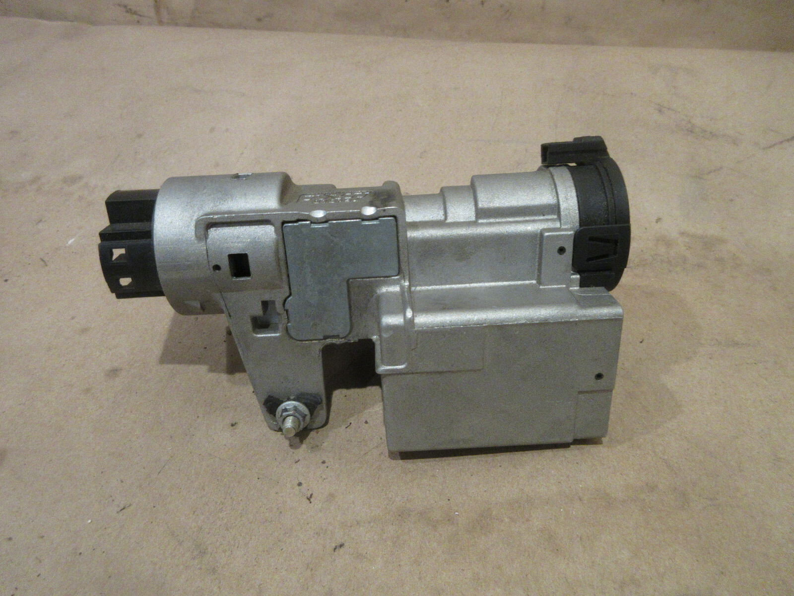 Ferrari 612- Maserati Granturismo,Quattroporte Ignition Switch No Key P/N 187748
