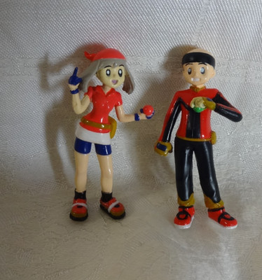 Pokémon Figuren *** Trainerin Maike (May) und Trainer Brix (Brendan) *** Bandai