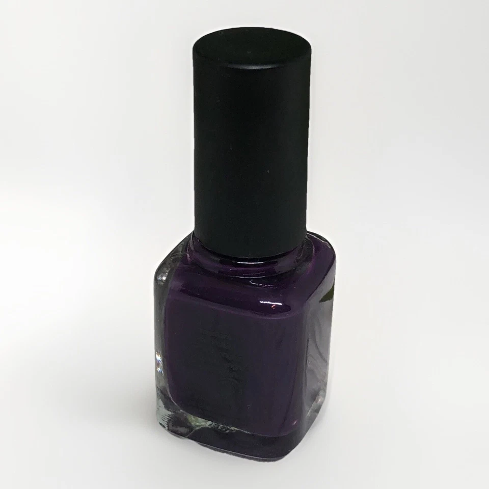 LCN Nail Polish Nagellack 43179-451 CALL ME STARLET DELUXE dunkel lila 8 ml - Bild 3 von 3