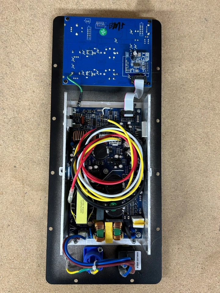 Plate Amplifier 1200w Bi-Amped DSP Bluetooth BM4 Twin 15 Power amplifier - Image 2 of 2