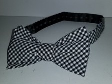 The Tie Bar black white gingham check pre-tied bow tie. adjustable