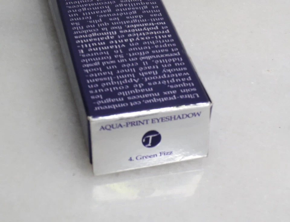 T BY TERRY AQUA PRINT EYESHADOW WATERPROOF 4 GREEN FIZZ 1.7 OZ BOXED - Image 2 of 3